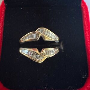 14K 585 Gold Baguette Ring Guard Cradle Sz 7